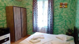 Отель Hotel Isani Тбилиси Стандартный номер с кроватью размера "king-size"-7